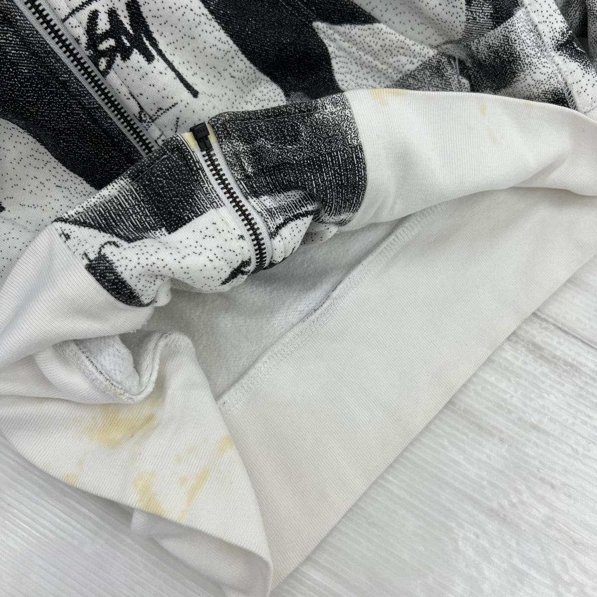 パーカー STUSSY 総柄ｺﾗｰｼﾞｭｼﾞｯﾌﾟﾊﾟｰｶｰ M