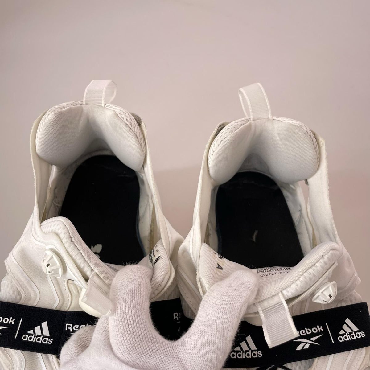スニーカー PUMP FURY WHITE BOOST 28cm (US10 UK9 1/2 EU46) ホワイト