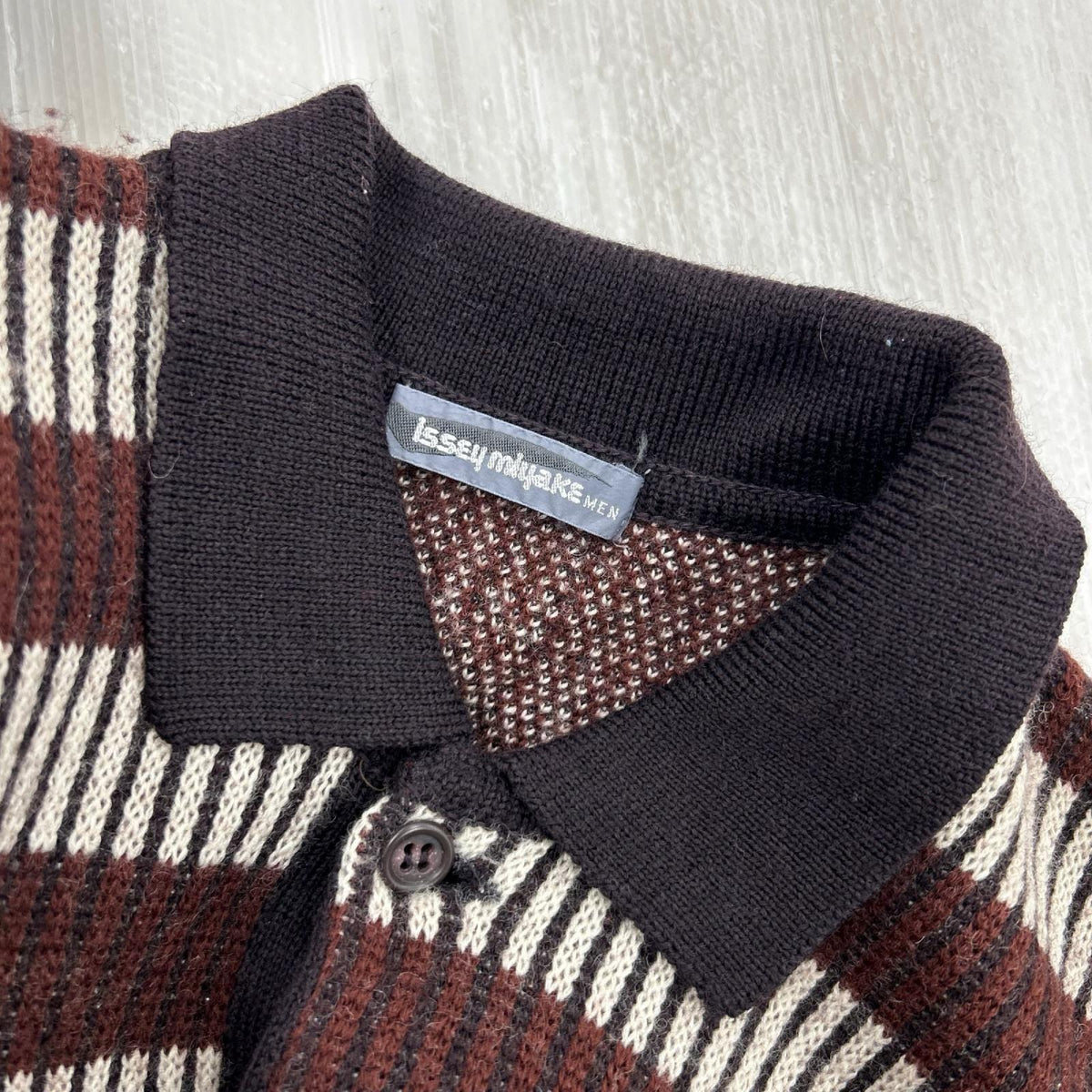 ニット ISSEY MIYAKE MEN ｵｰﾙﾄﾞ ﾆｯﾄﾎﾟﾛ S ブラウン