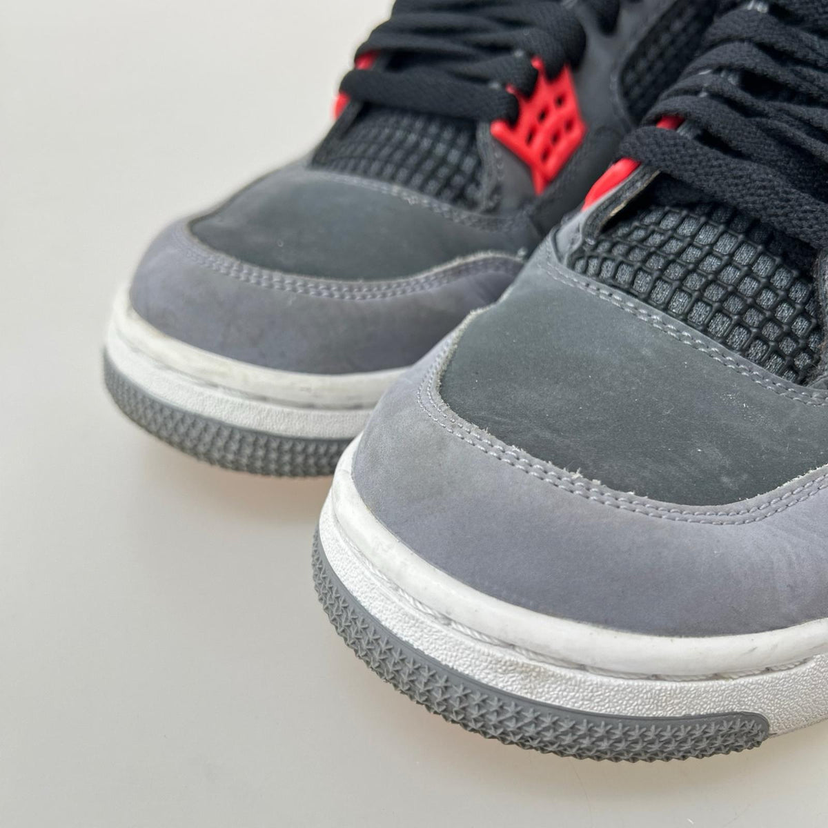 スニーカー AIR JORDAN 4 RETRO（27.0） 27cm (US9 UK8 1/2 EU44)