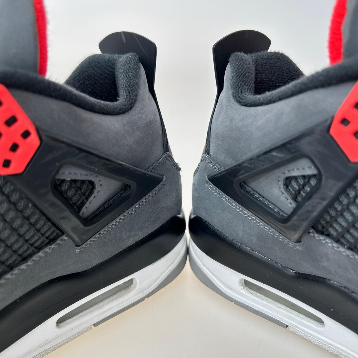 スニーカー AIR JORDAN 4 RETRO（27.0） 27cm (US9 UK8 1/2 EU44)
