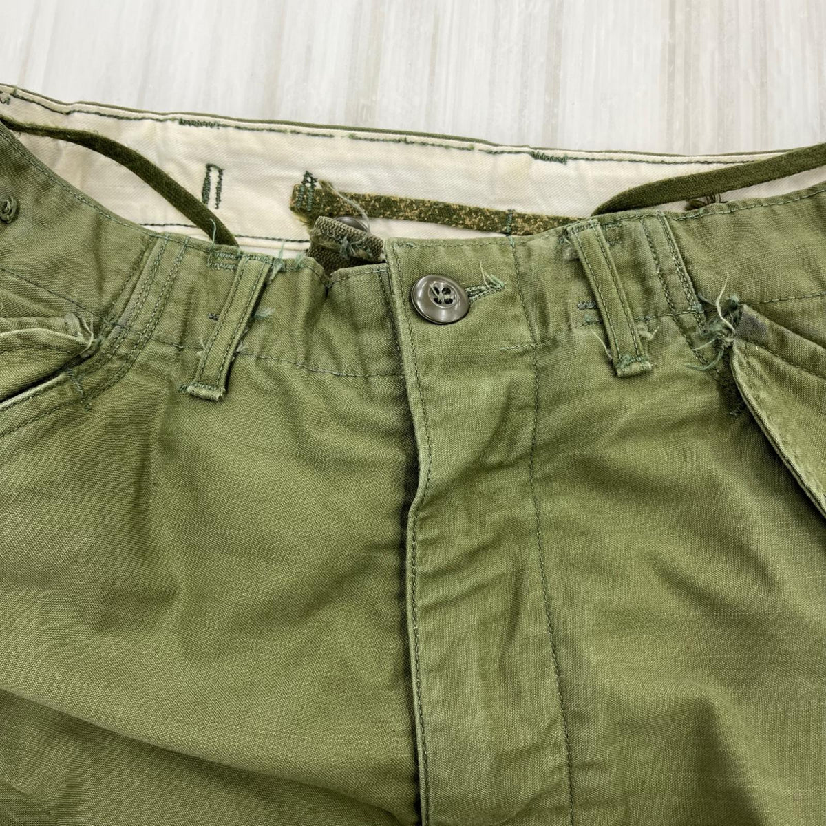 パンツ 60s～ M-65 ﾌｨｰﾙﾄﾞﾊﾟﾝﾂ ｶｰｺﾞ ｶｰｷ (実寸30) カーキ