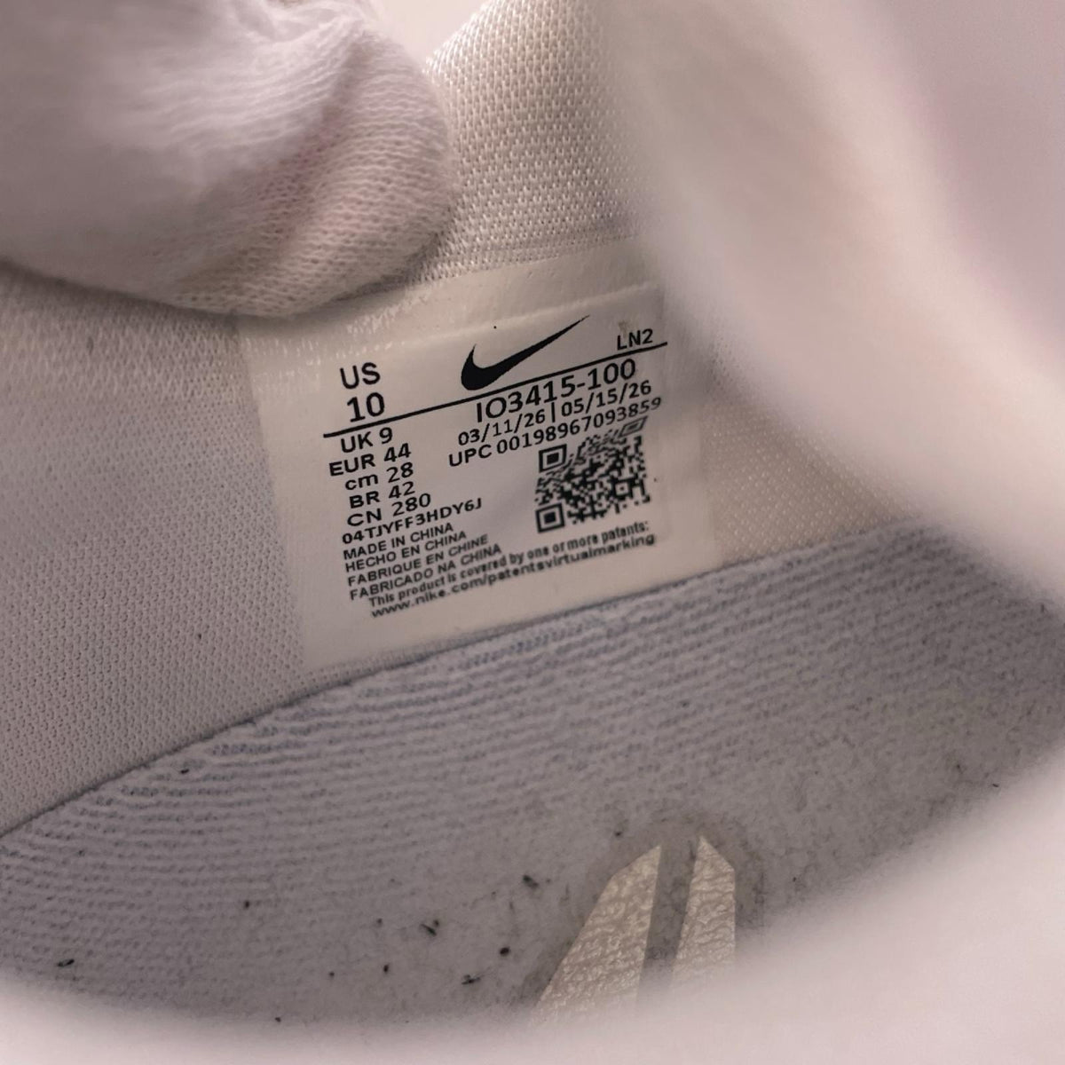 スニーカー Kobe 10 PROTRO WHE 28.0cm 28cm (US10 UK9 1/2 EU46) ホワイト