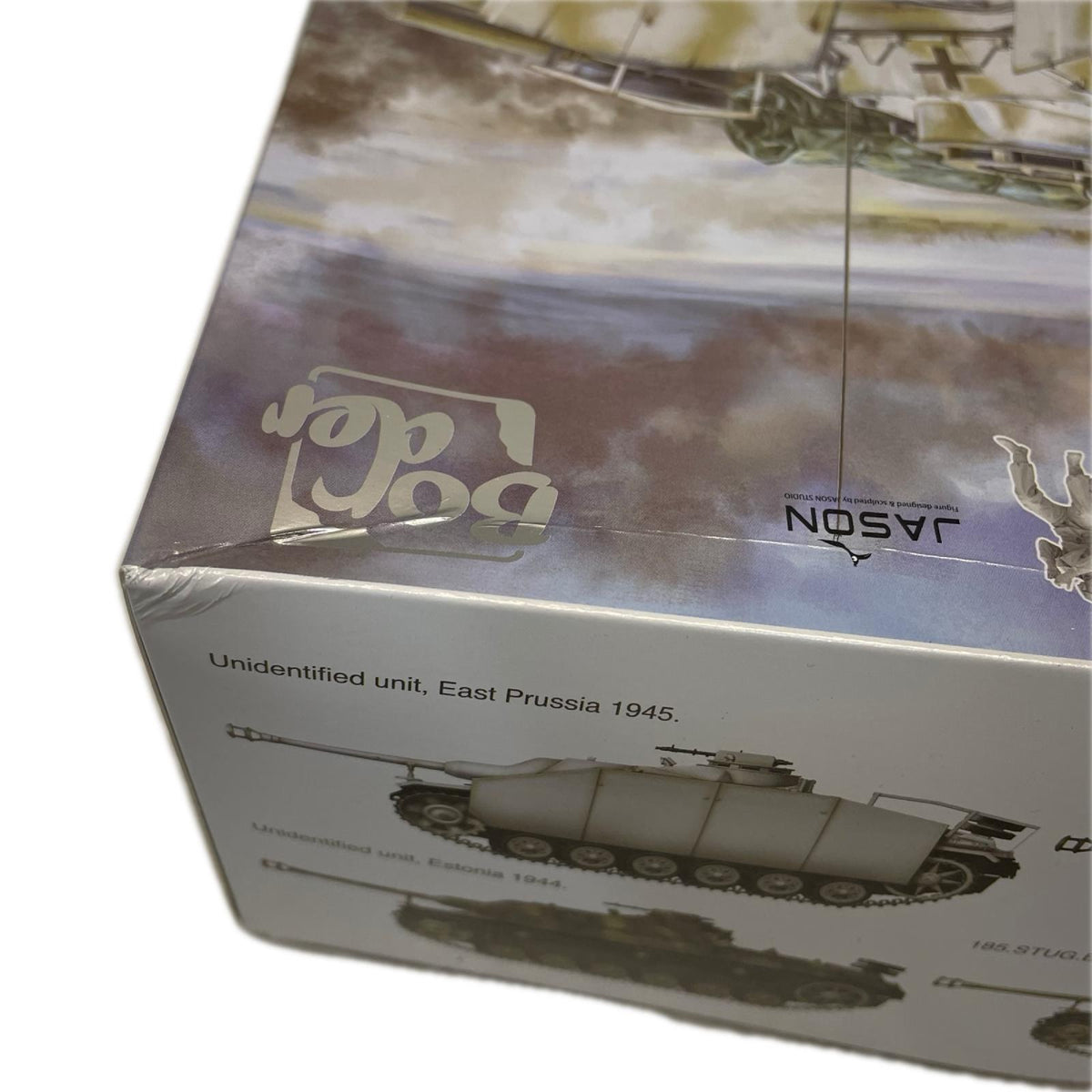 1/35 ドイツ III号突撃砲 G型 後期生産型 w/フルインテリア Border ミリタリープラモ