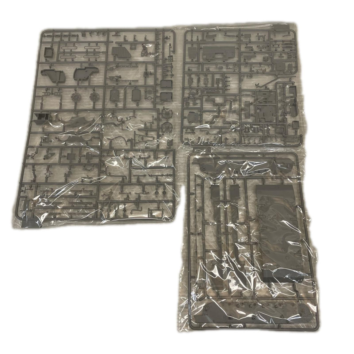 1/35 ドイツ III号突撃砲 G型 後期生産型 w/フルインテリア Border ミリタリープラモ