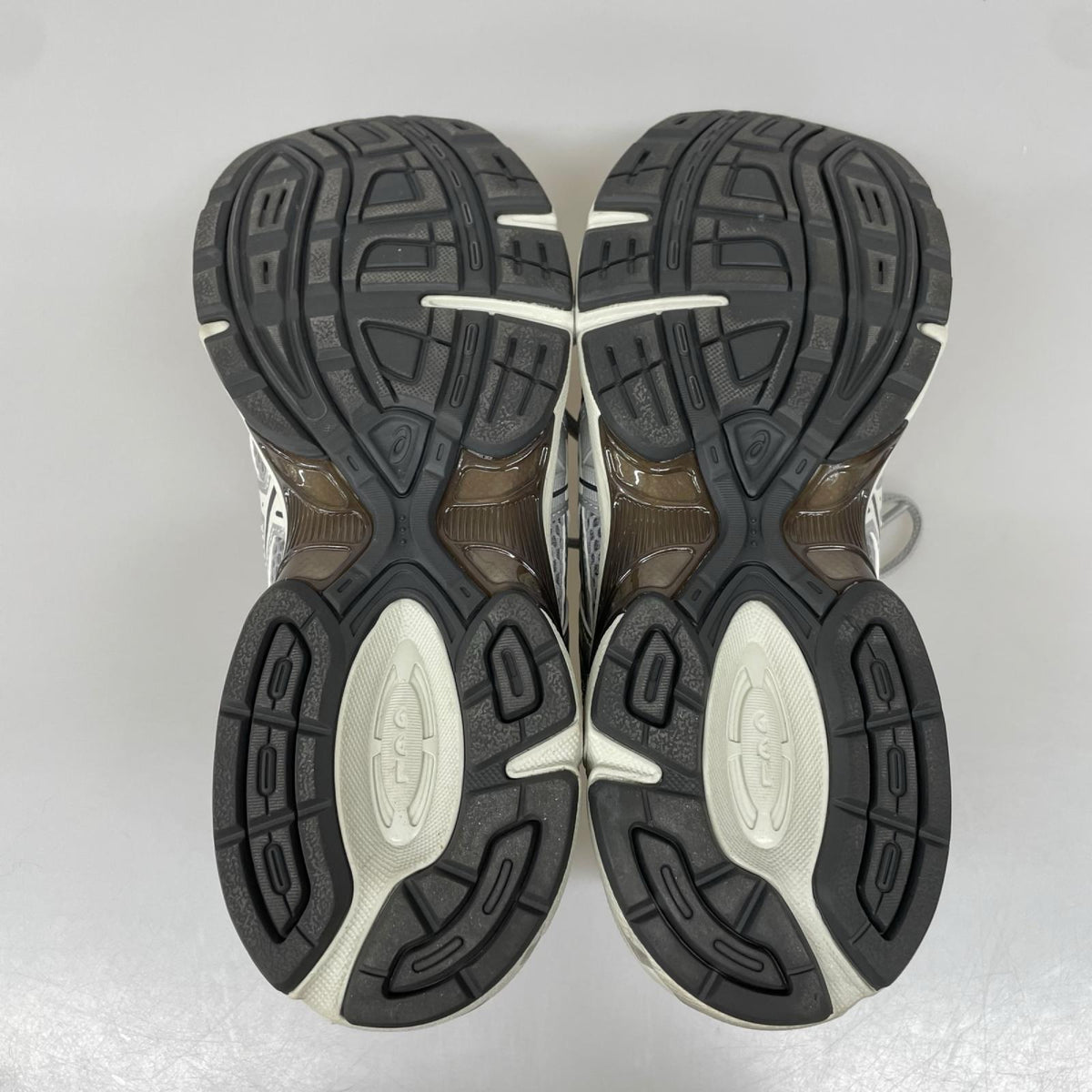 スニーカー 1203B048-020 28cm (US10 UK9 1/2 EU46) グレー