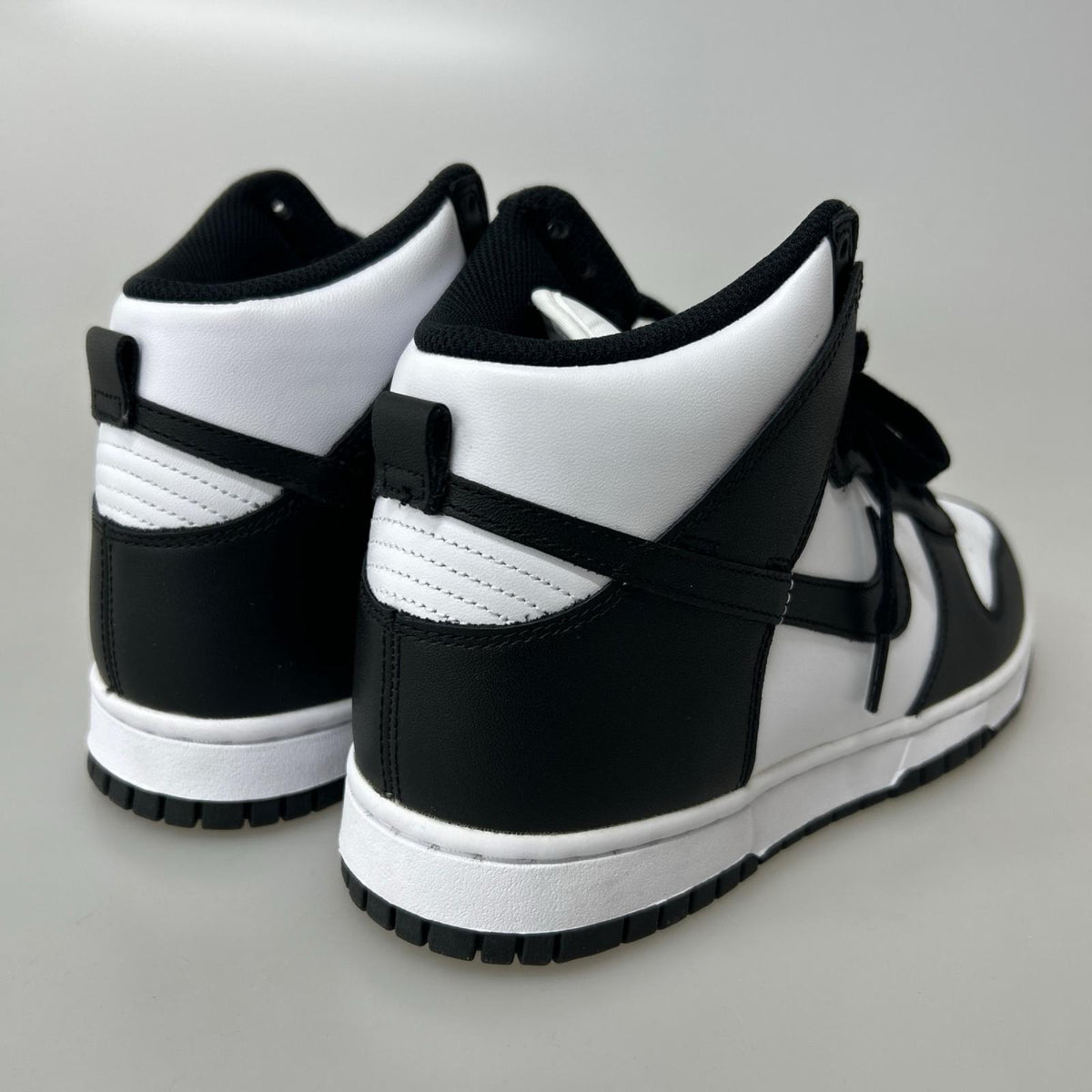 スニーカー Dunk High Black and White 26.0cm 26cm (US8 UK7 1/2 EU42)