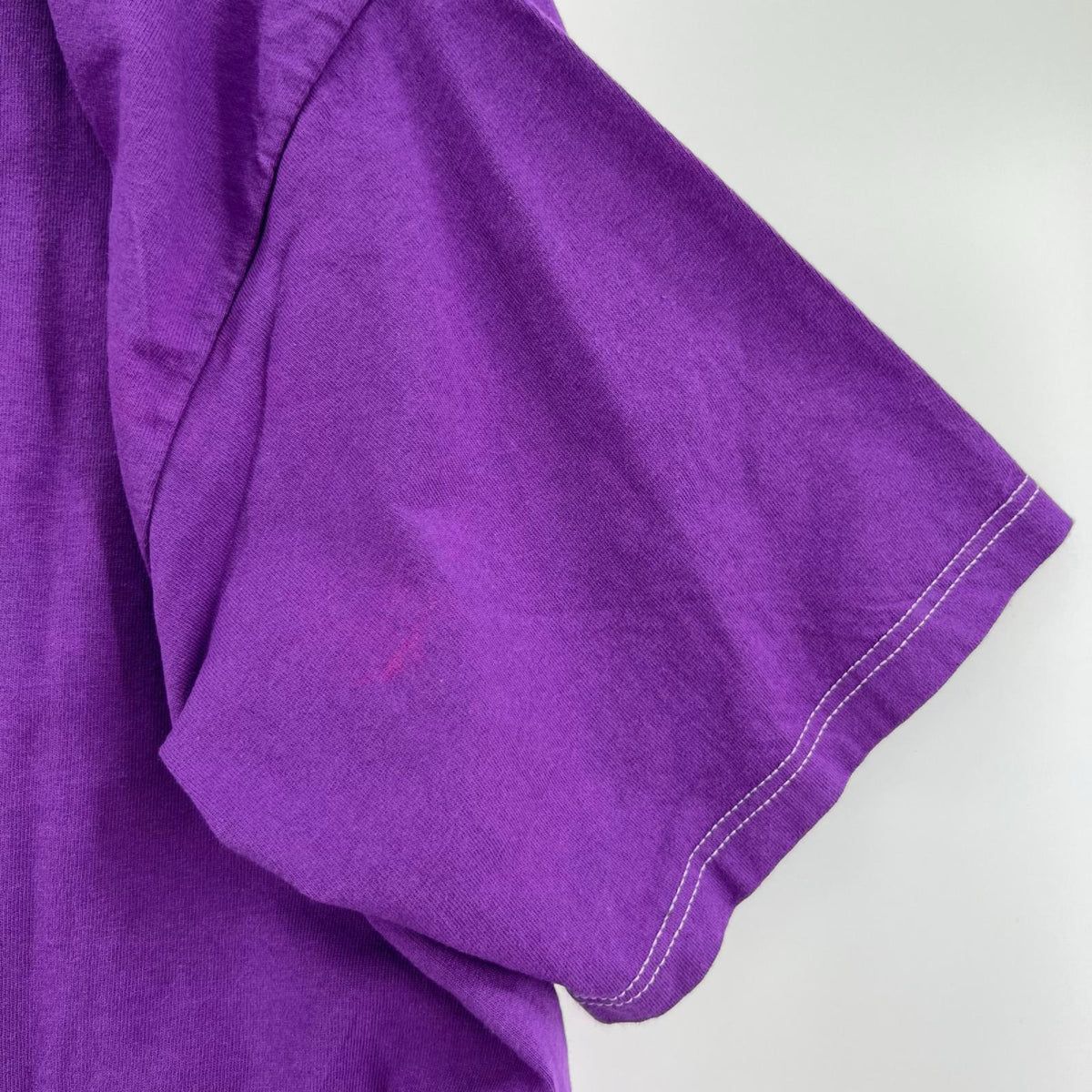 半袖Ｔシャツ 90s JERZEES USA製　ﾃﾞｨｽﾞﾆｰ ﾎﾟｶﾎﾝﾀｽ（XL)