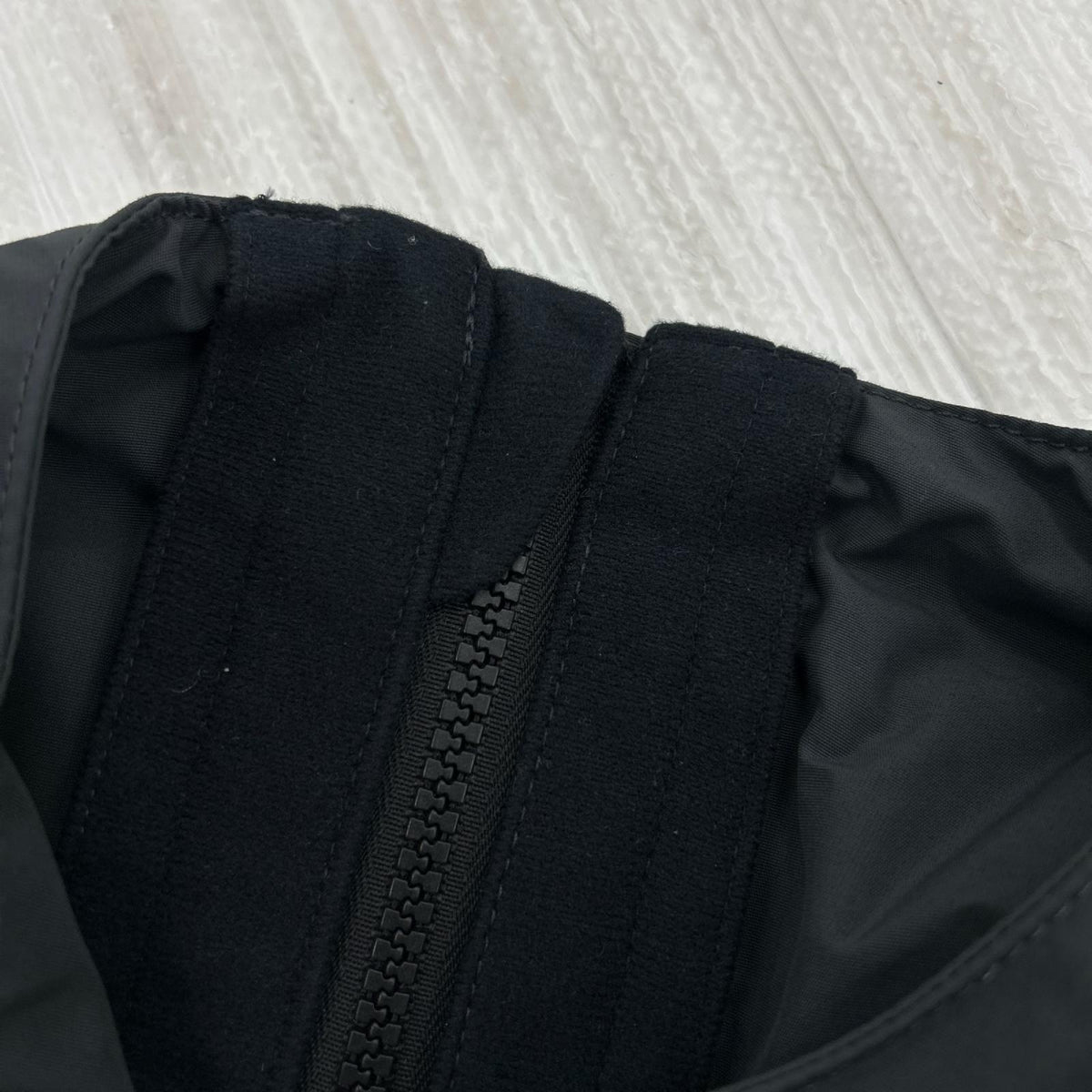 ジャケット Mountain Light Jacket GRN M M グレー