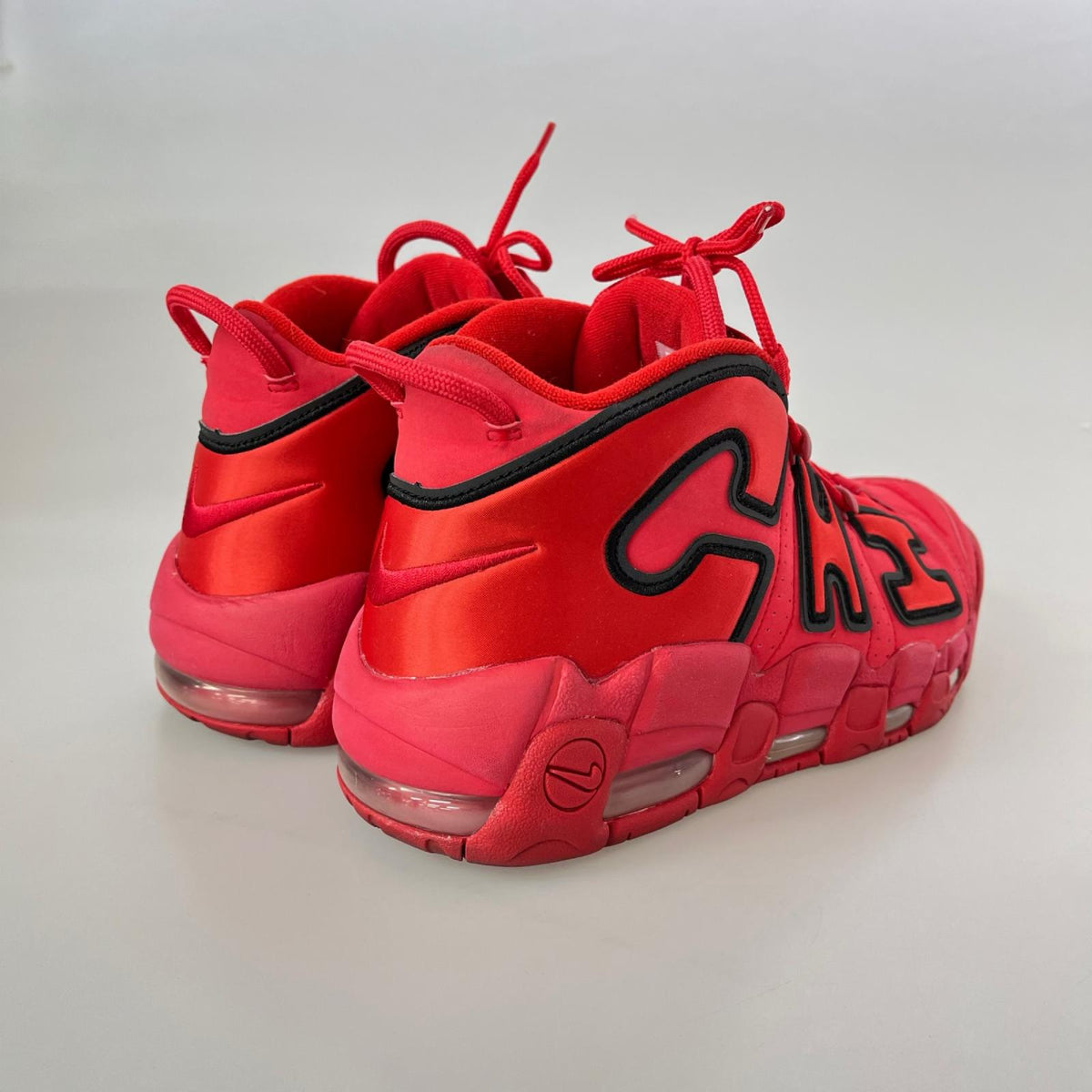 スニーカー AIR MORE UPTEMPO CHI QS AJ3138-600 26.5cm 26.5cm (US8 1/2 UK8 EU43) レッド