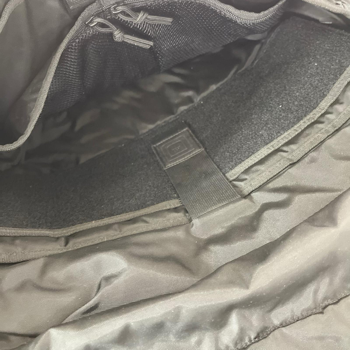 ショルダーバッグ 5.11 Tactical ﾒｯｾﾝｼﾞｬｰﾊﾞｯｸﾞ ブラック