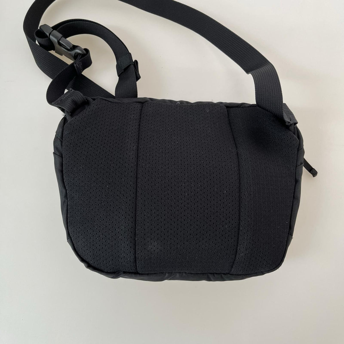 ショルダーバッグ MANTIS2WAISTPACKman 黒 ブラック