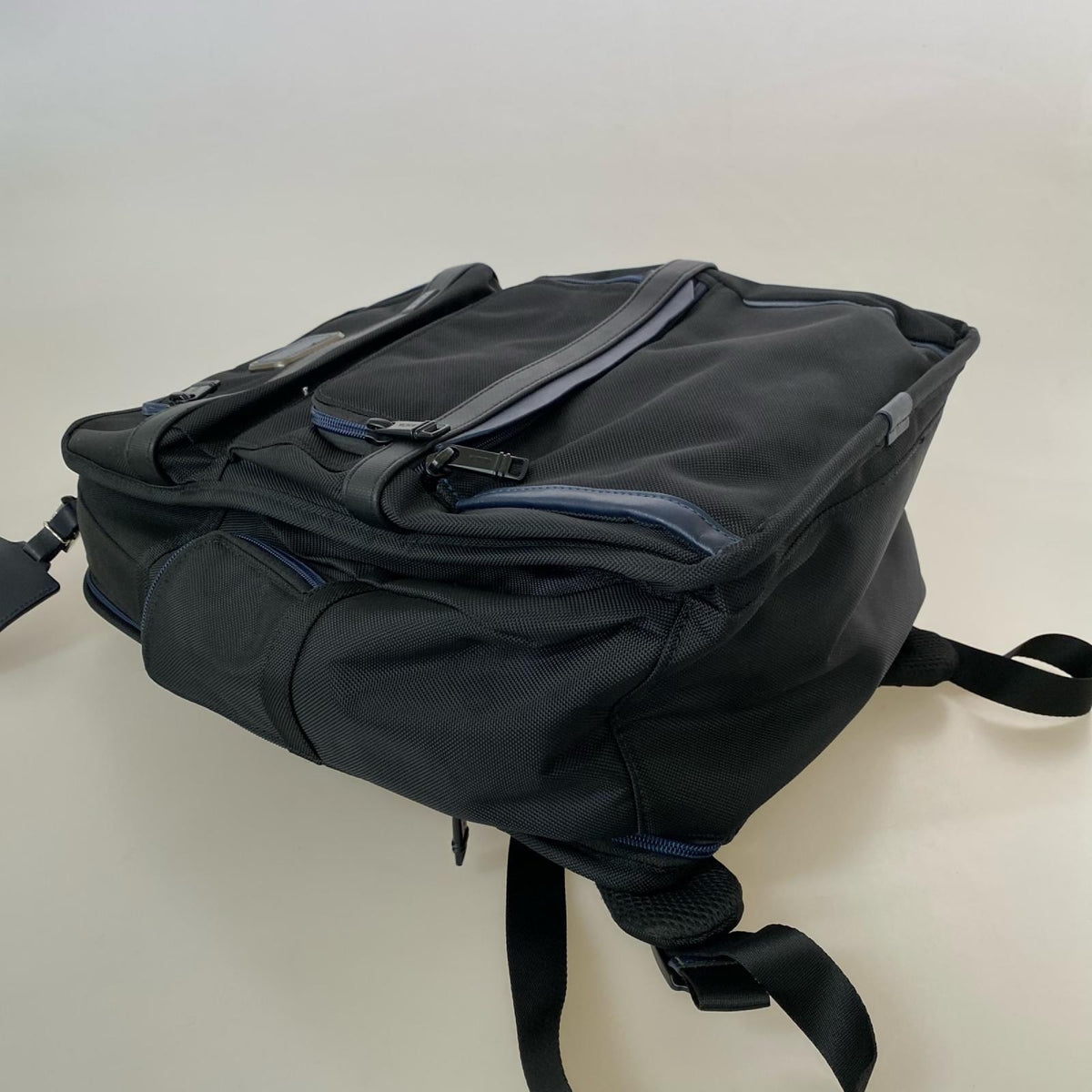 リュック・デイパック TUMI ALPHA3 ﾊﾞｯｸﾊﾟｯｸ ﾌﾞﾗｯｸ×ﾈｲﾋﾞｰ ブラック