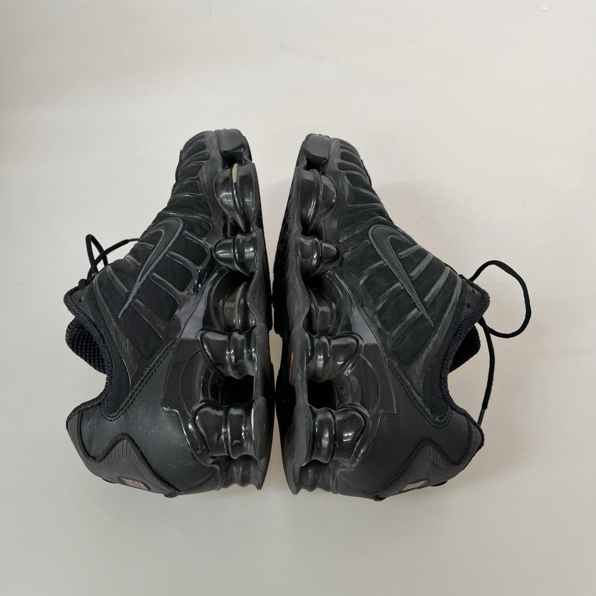 スニーカー AR3566-002 SHOX TL (27.5cm) 黒 27.5cm (US9 1/2 UK9 EU45) ブラック