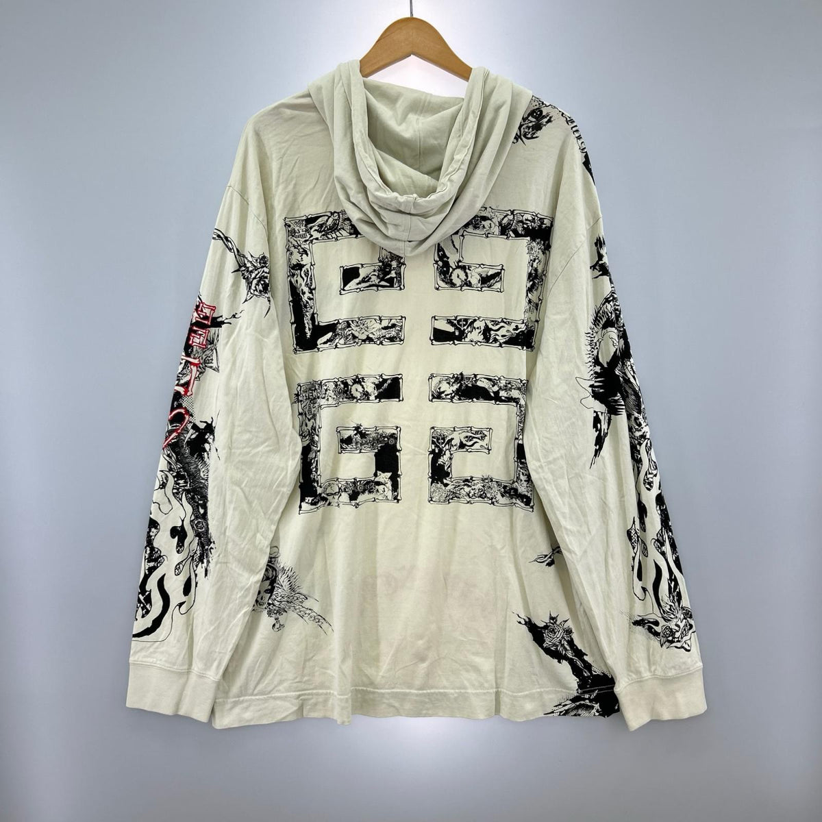 パーカー GIVENCHY GOTHIC OVERSIZED HOODIE ｺﾞｼｯｸﾌﾟﾘﾝﾄﾊﾟｰｶｰ