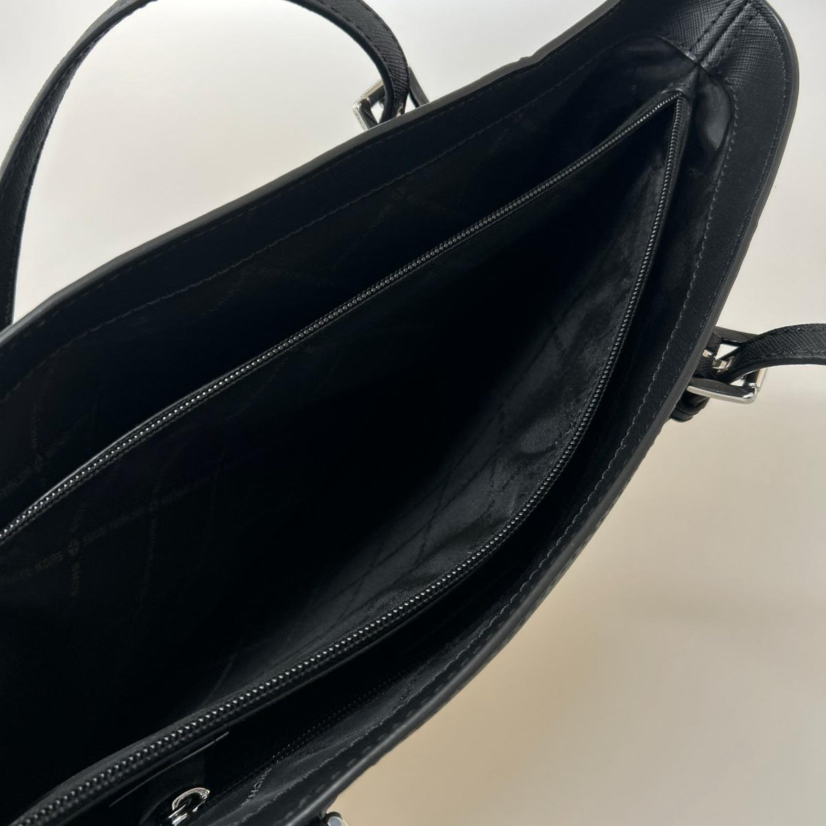 トートバッグ VOYAGER ﾄｰﾄﾊﾞｯｸﾞ BLK ブラック
