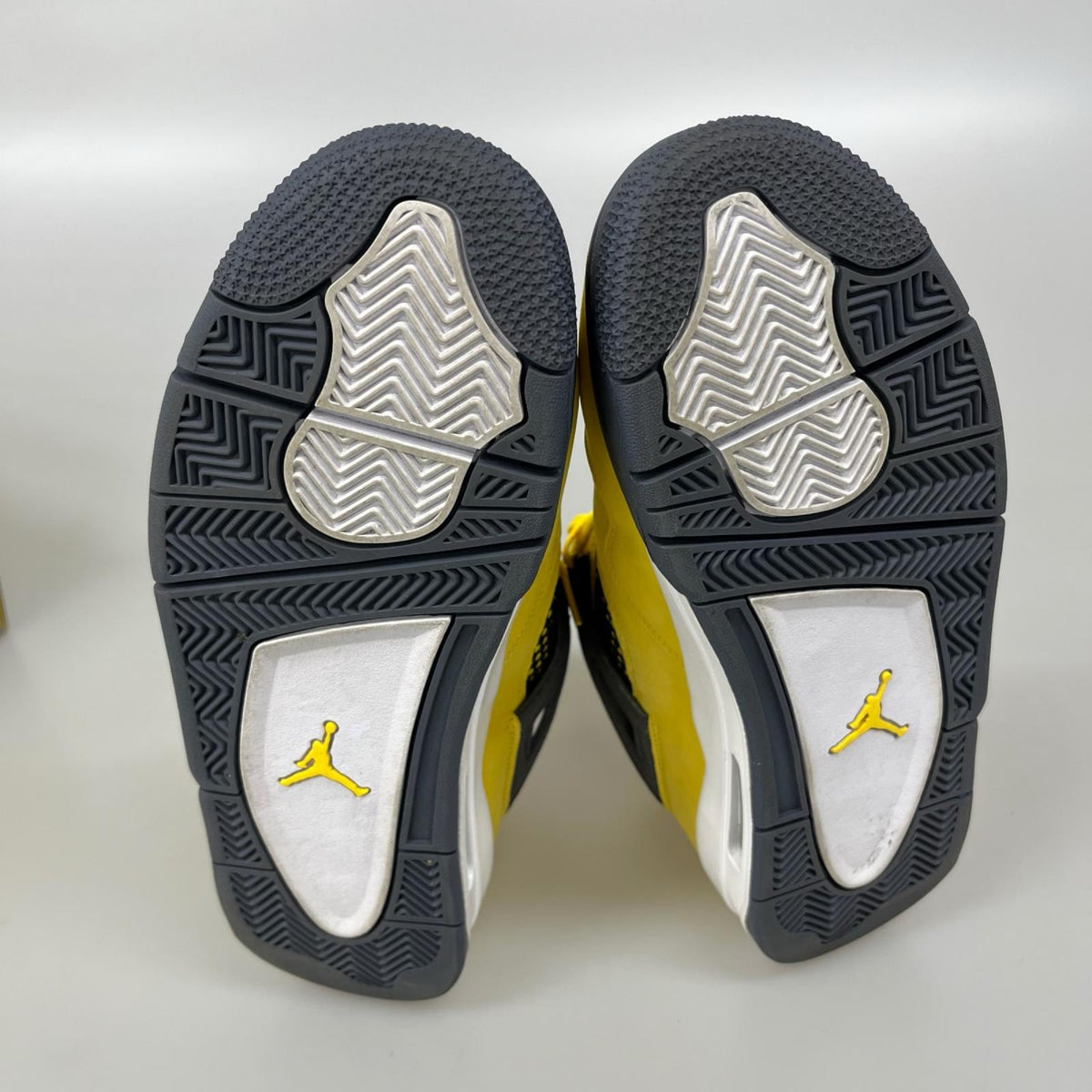 スニーカー AIR JORDAN 4 TOUR 黄 (26.0) 26cm (US8 UK7 1/2 EU42) イエロー
