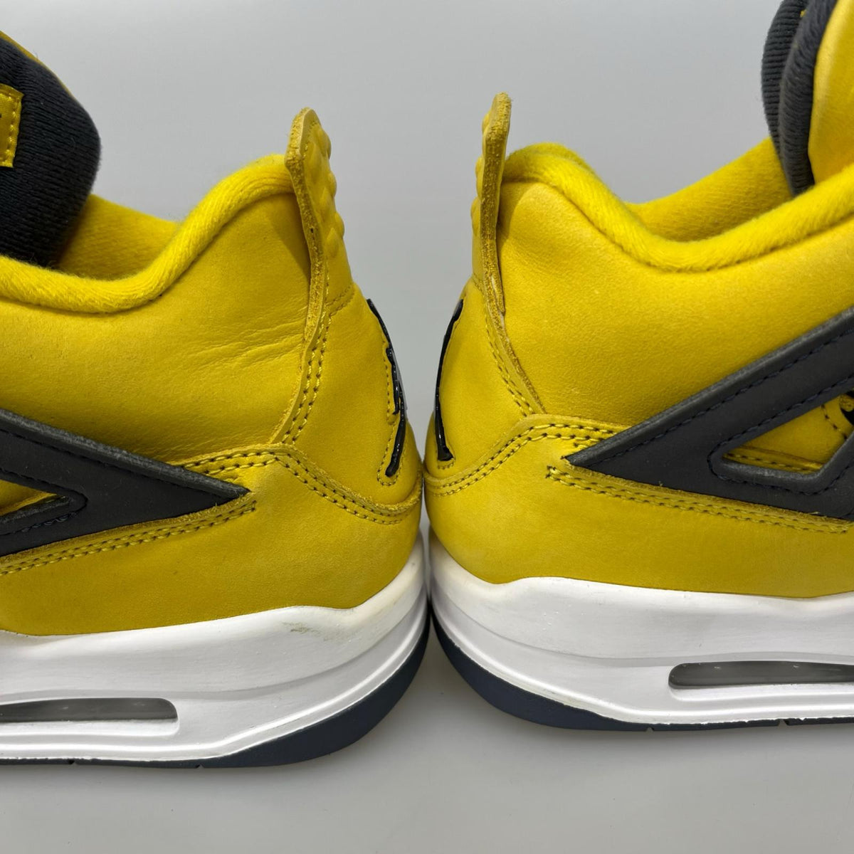 スニーカー AIR JORDAN 4 TOUR 黄 (26.0) 26cm (US8 UK7 1/2 EU42) イエロー