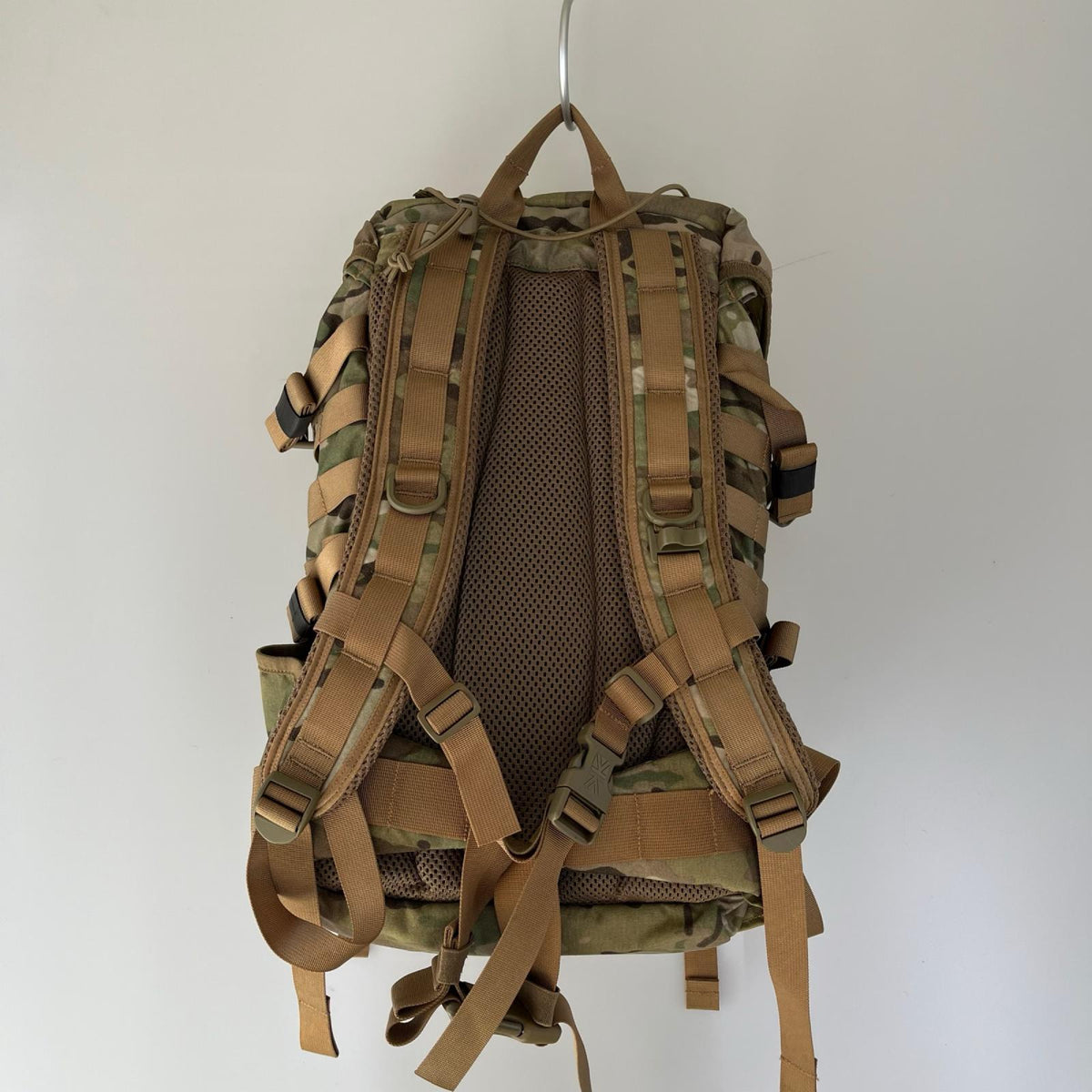 リュック・デイパック SF Predator 30 カーキ