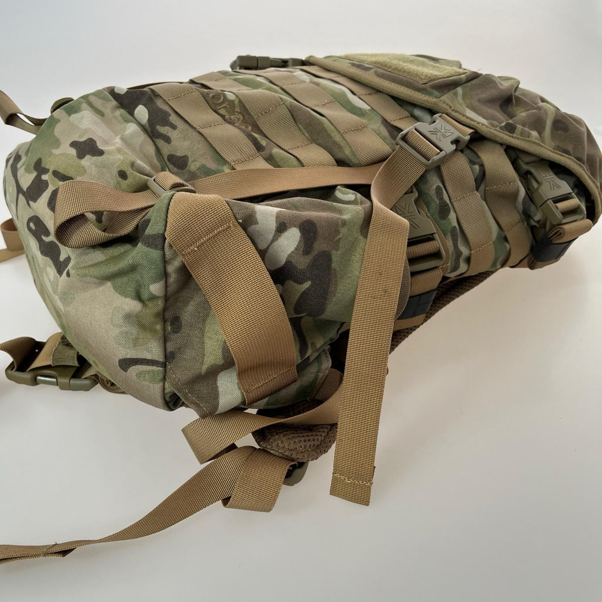 リュック・デイパック SF Predator 30 カーキ