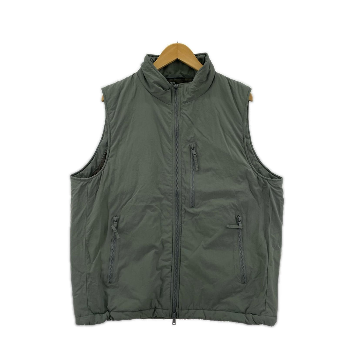 ダウンベスト WILDTHINGS BEAMS別注 MILITARY DOWN VEST WT24408SN-BBM ｾｰｼﾞｸﾞﾘｰﾝ (M) M カーキ