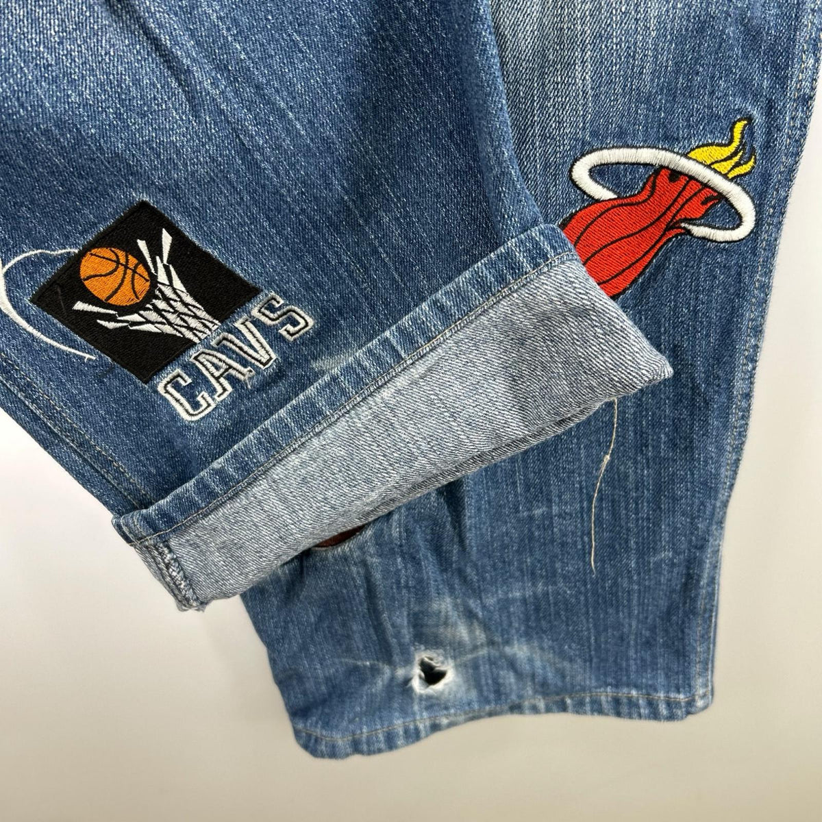 デニムパンツ UNK NBA LOGO ｵｰﾊﾞｰﾃﾞﾆﾑ 38 38 ブルー