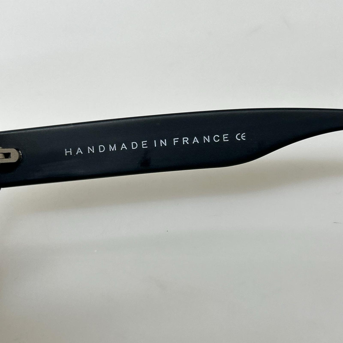 その他アクセサリー ﾌﾗﾝｽ製 ﾗｳﾝﾄﾞ型 ｻﾝｸﾞﾗｽ ﾌﾞﾗｯｸ ブラック