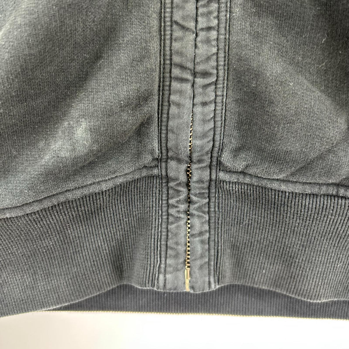 ジャケット STONE ISLAND ｼﾞｯﾌﾟｽｳｪｯﾄ M ブラック