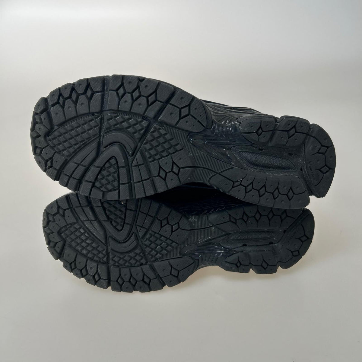 スニーカー 1906L Black Croc 25.5cm (US7 1/2 UK7 EU41) ブラック