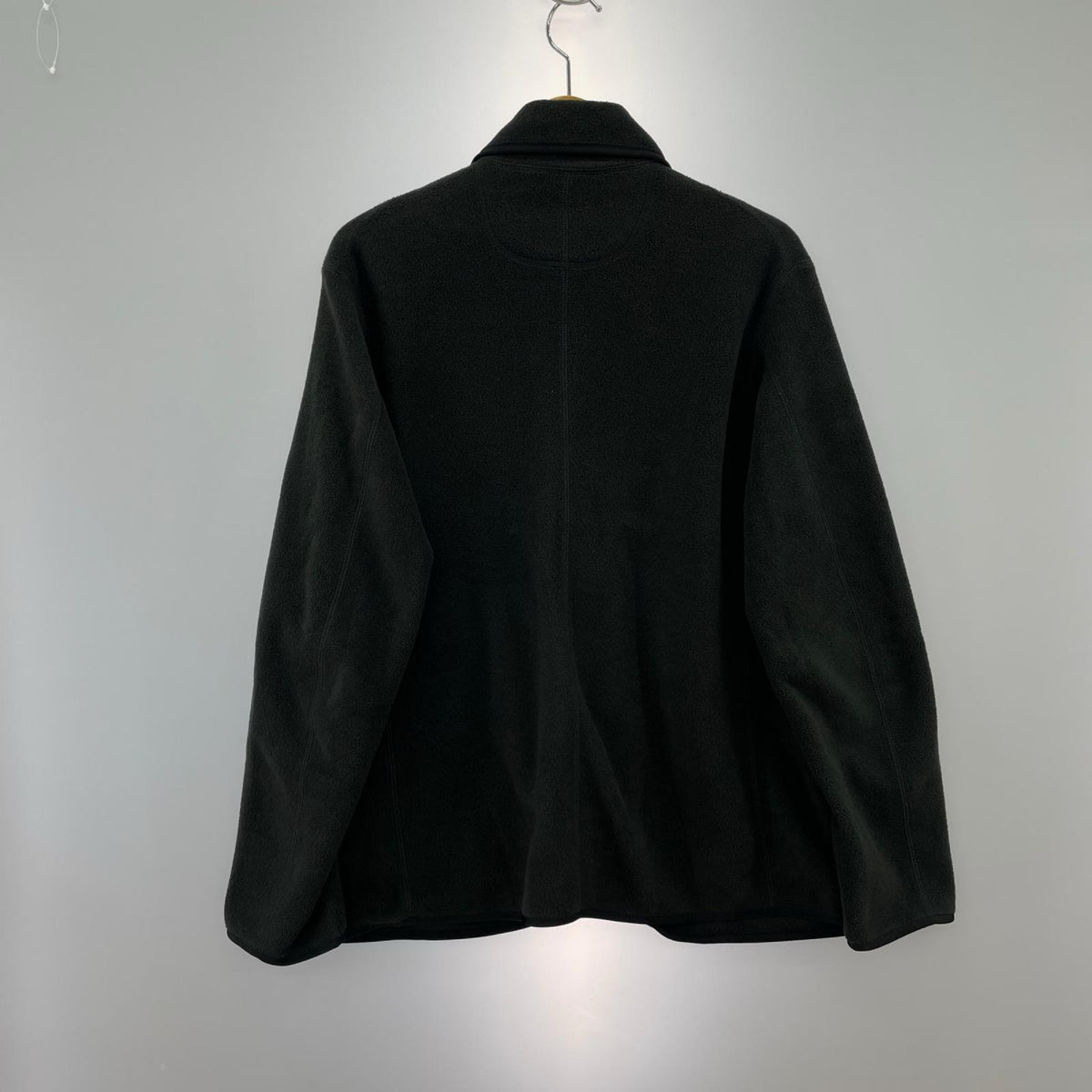 ジャケット ﾌﾘｰｽｼﾞｬｹｯﾄ ｽﾅｯﾌﾟﾎﾞﾀﾝ ｸﾞﾚｰ ブラック
