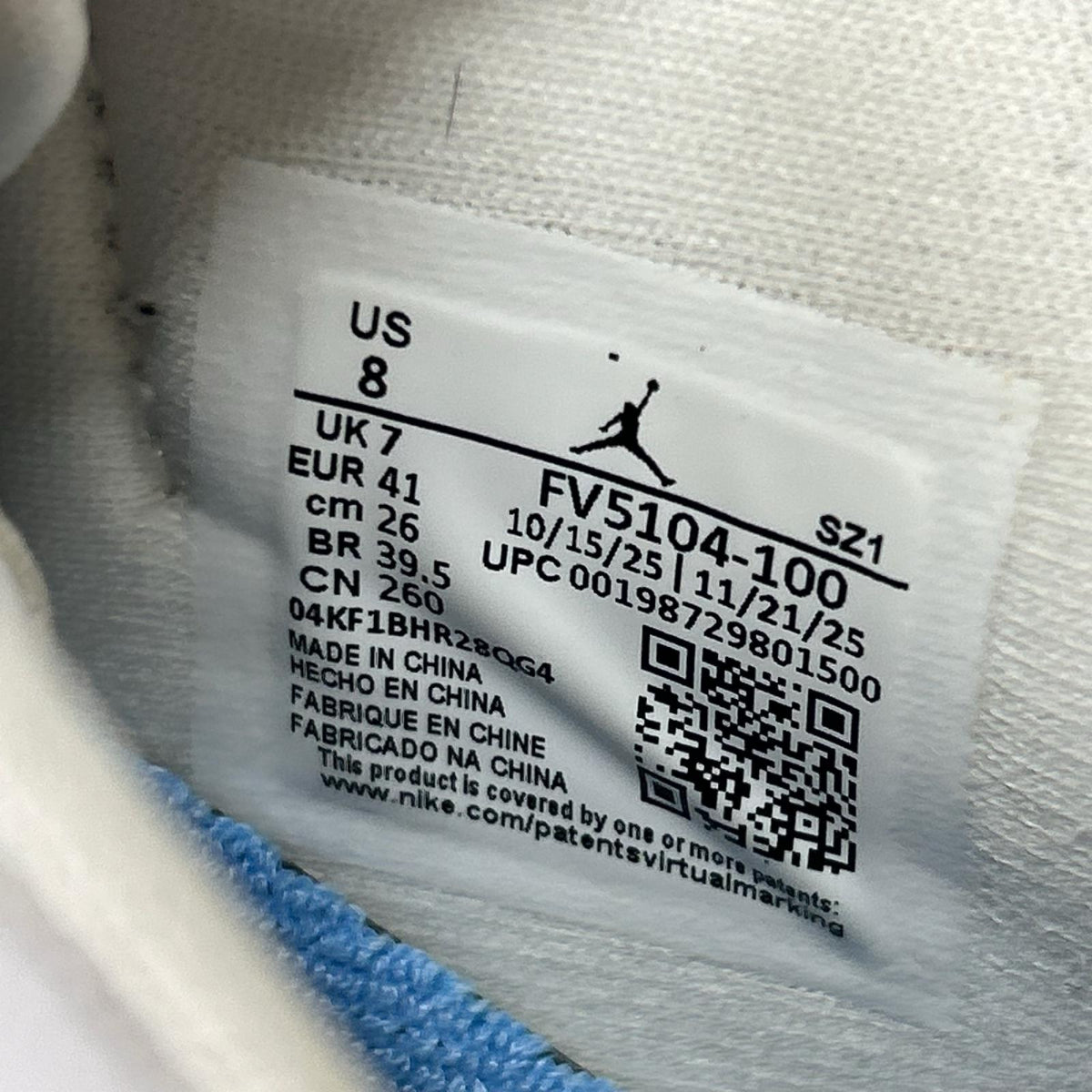 スニーカー AIR JORDAN 11 LOW（26.0） 26cm (US8 UK7 1/2 EU42)