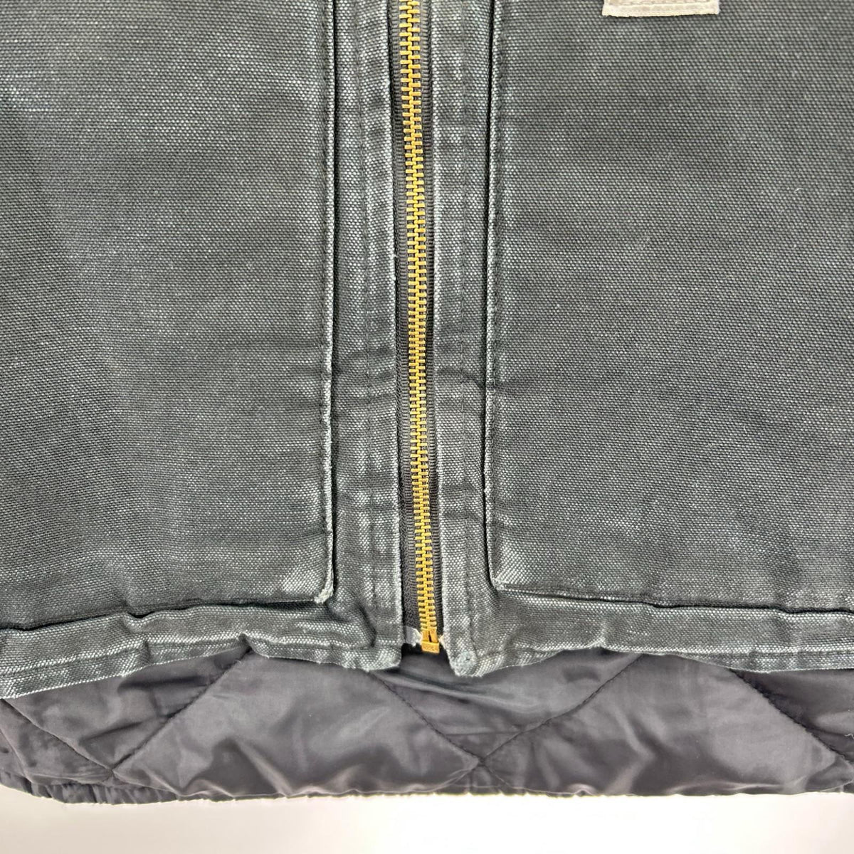 長袖シャツ Carhartt ﾀﾞｯｸﾞﾍﾞｽﾄ 黒 (M) M ブラック