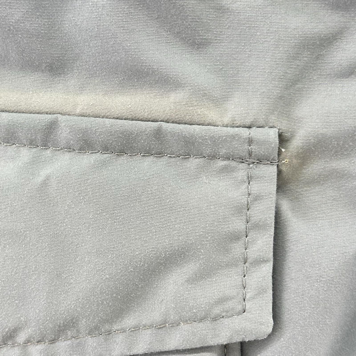 ダウンジャケット ﾀﾞｳﾝｼﾞｬｹｯﾄ GORE-TEX ｸﾞﾚｰ M グレー