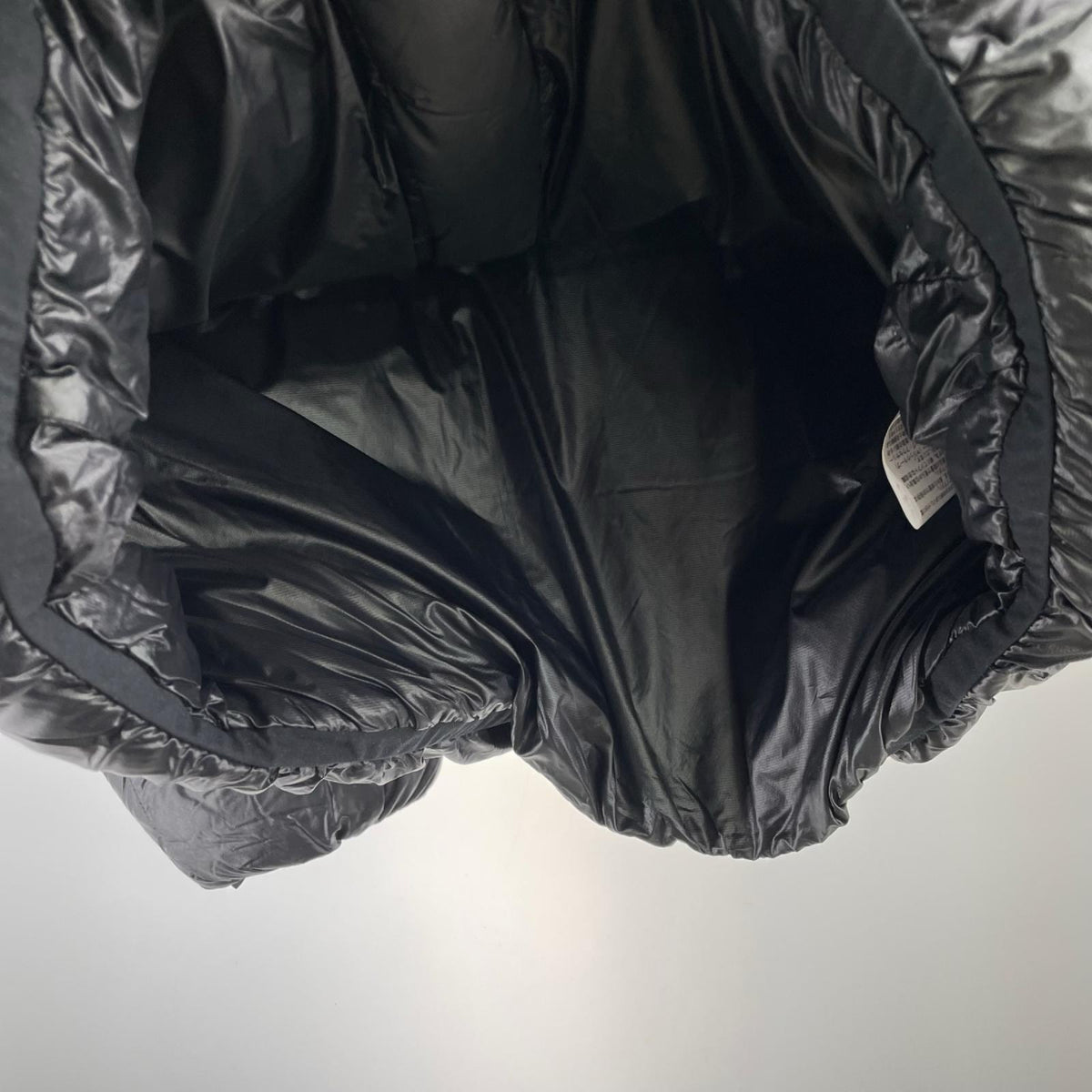 ダウンジャケット ALPINE NUPTSE HD L 黒 L ブラック