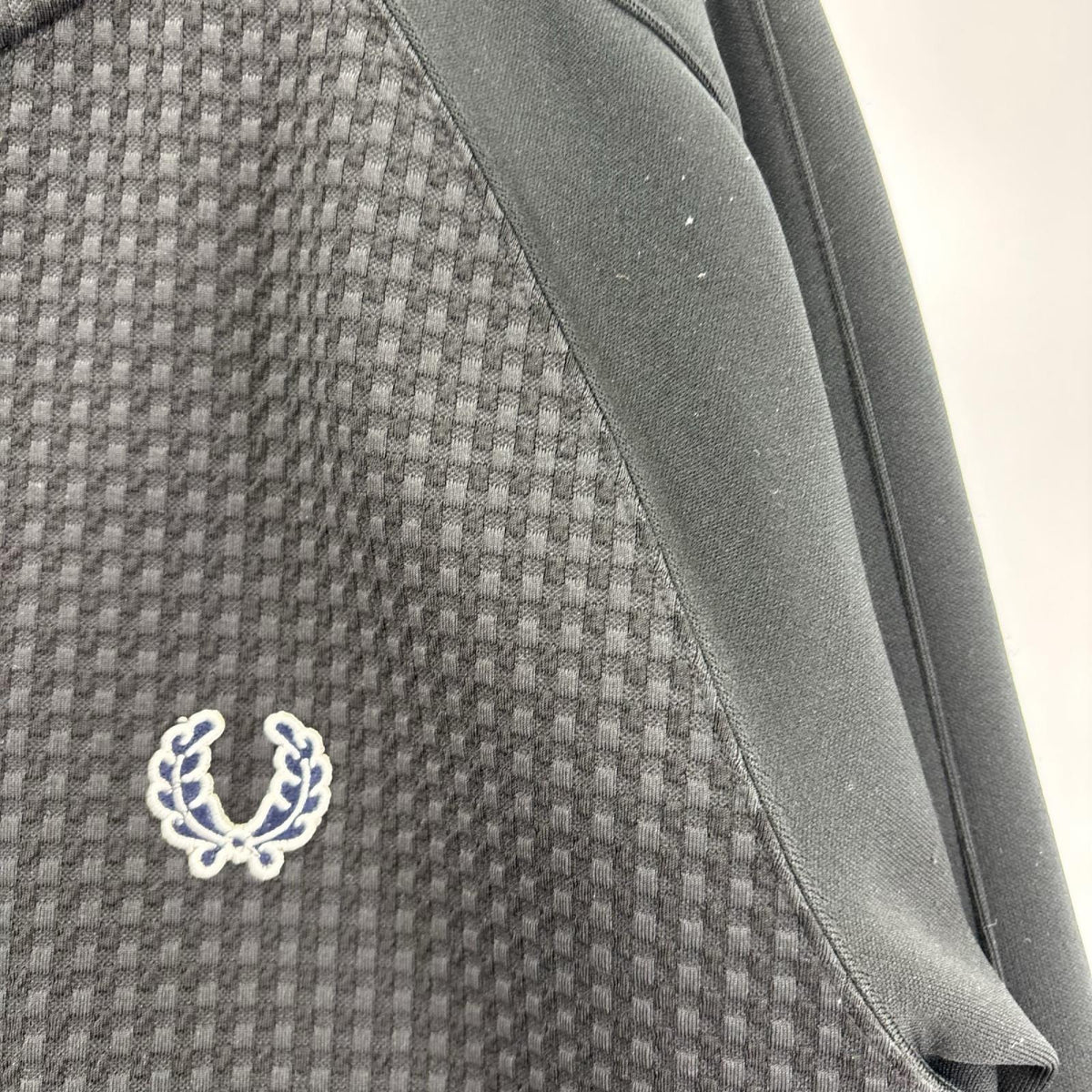 ジャケット ﾄﾗｯｸｼﾞｬｹｯﾄ BLK L L ブラック