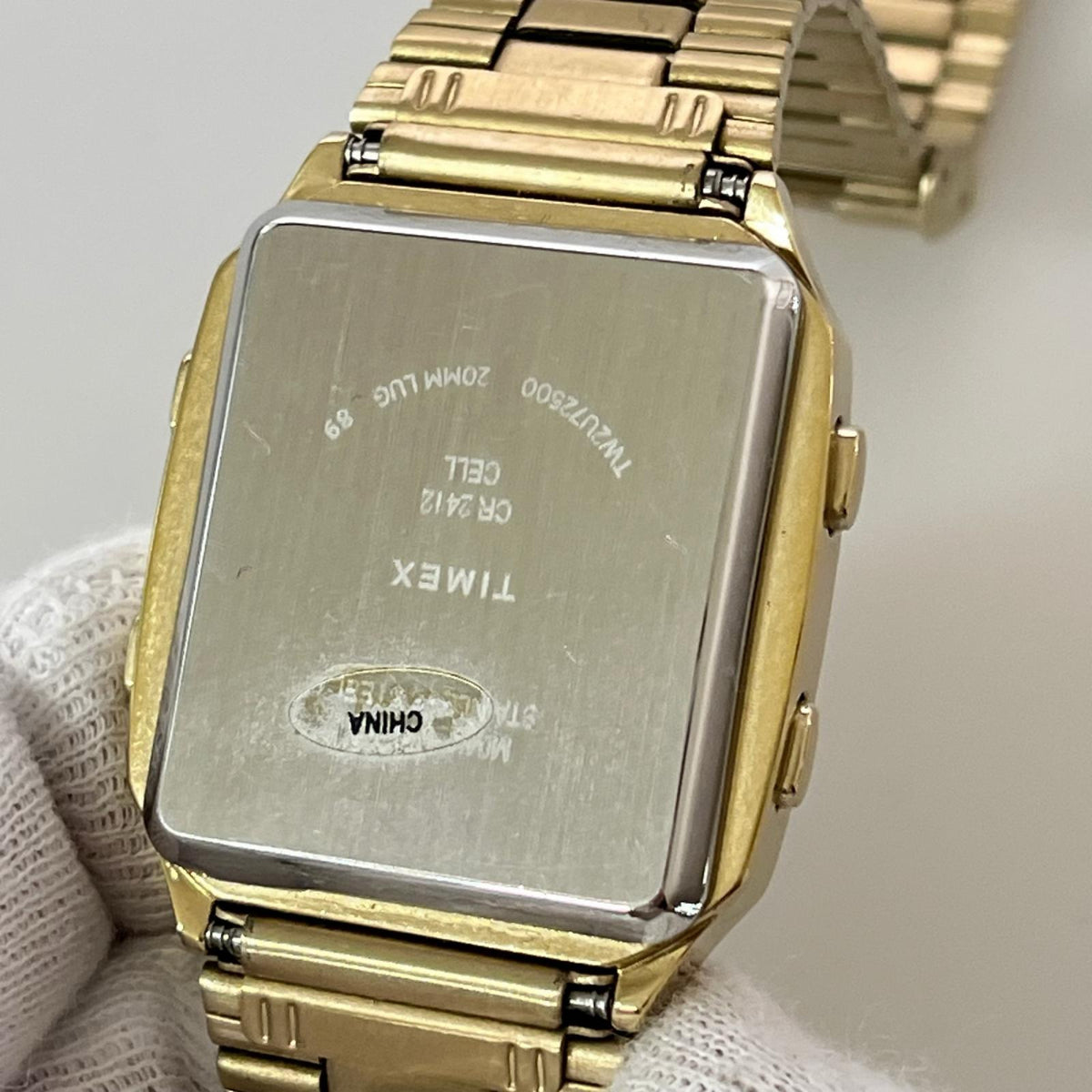 腕時計 TIMEX ゴールド