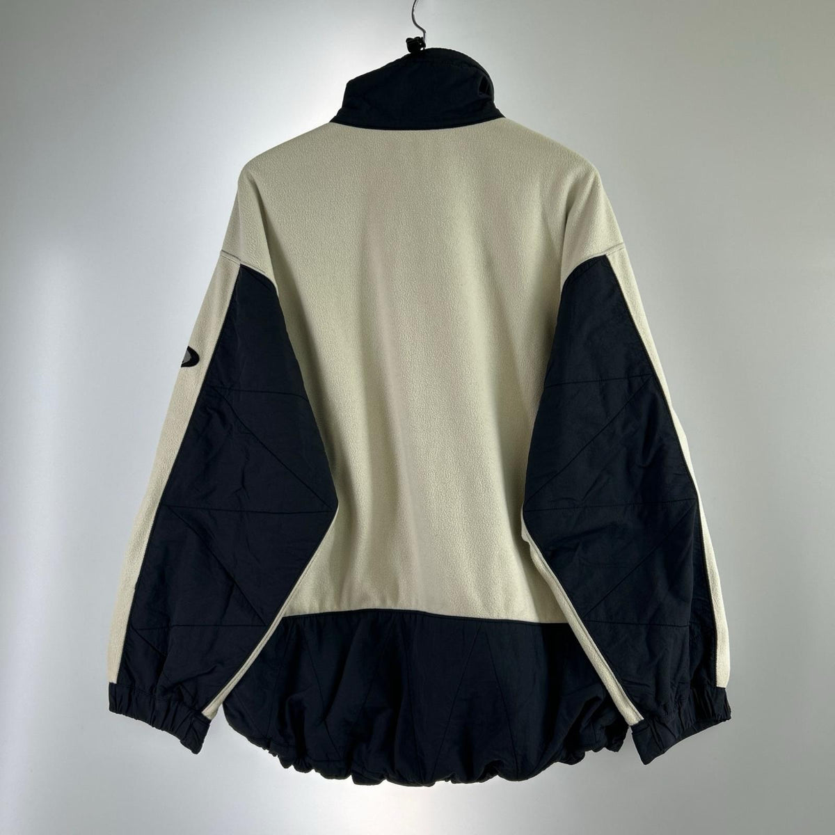 ジャケット mont-bell 90s ｵｰﾊﾞﾙﾛｺﾞ ﾊﾟﾝﾀﾞﾌﾘｰｽ M ホワイト