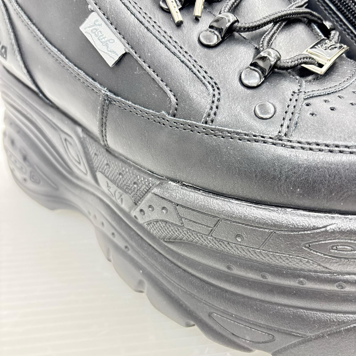 スニーカー ﾌﾟﾗｯﾄﾌｫｰﾑ BLK 26.0cm 26