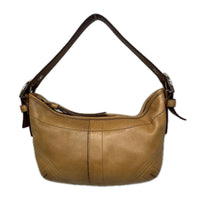 COACH レザーショルダーバッグ 8A01