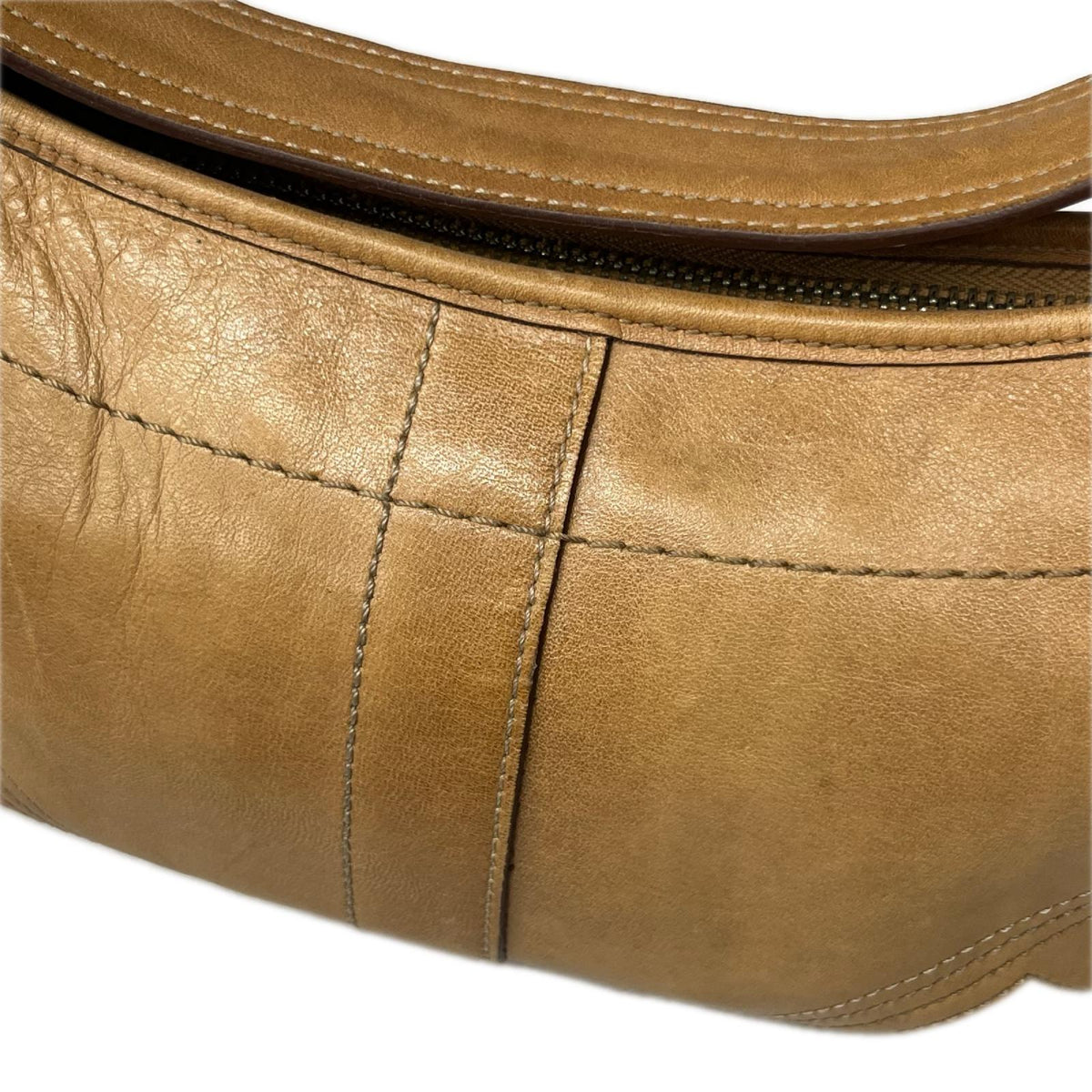 COACH レザーショルダーバッグ 8A01