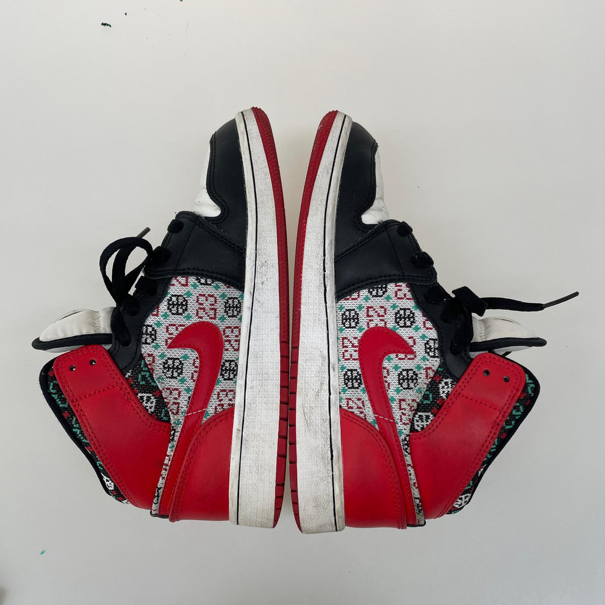 スニーカー GS Air Jordan 1 Mid SE Holiday (23.5cm) 23.5cm (US5 1/2 UK5 EU37)