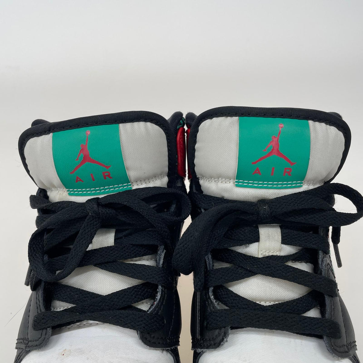 スニーカー GS Air Jordan 1 Mid SE Holiday (23.5cm) 23.5cm (US5 1/2 UK5 EU37)