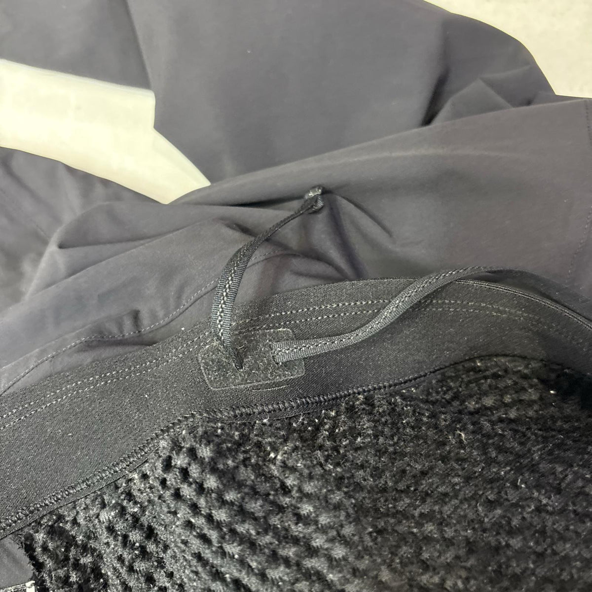 パンツ PROTON PANT 黒 (M) M ブラック