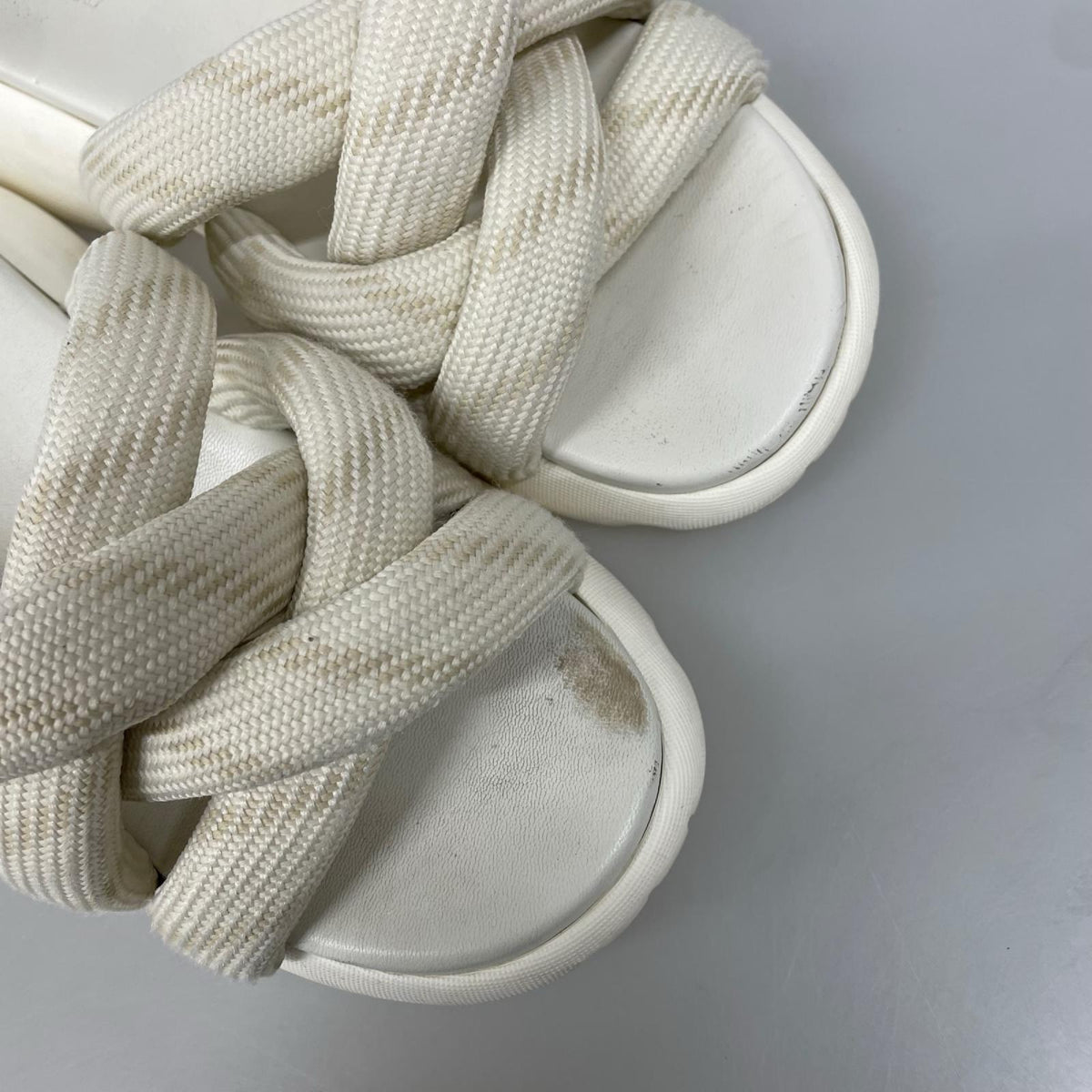 シューズ BELAY KNOT SLIDES (38) 白 ホワイト