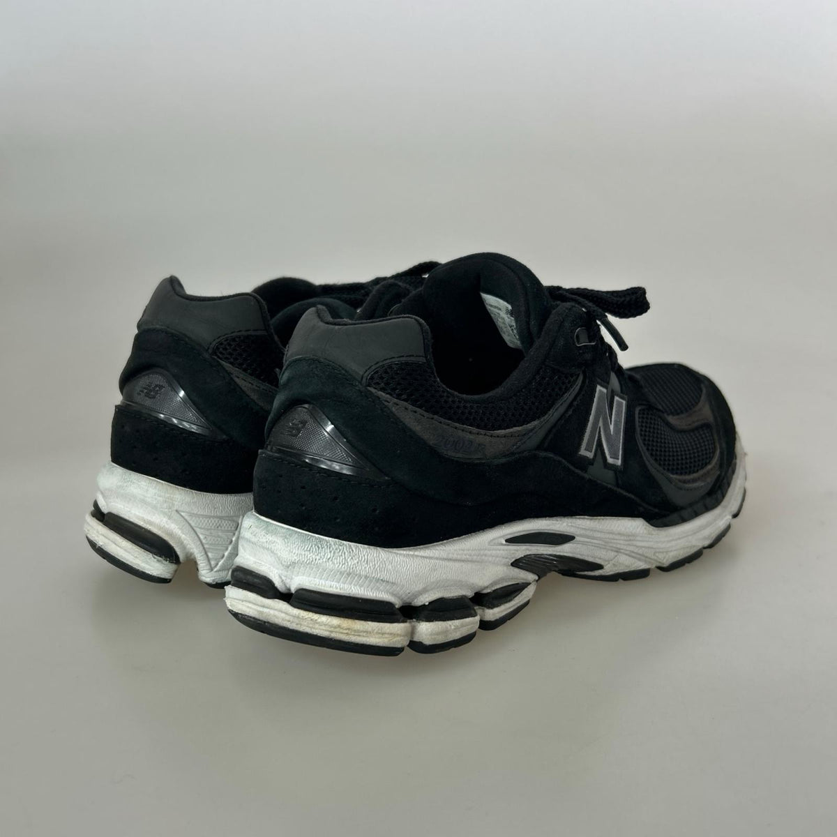 スニーカー M2002RBK BLK (28.5) 28.5cm (US10 1/2 UK10 EU47) ブラック