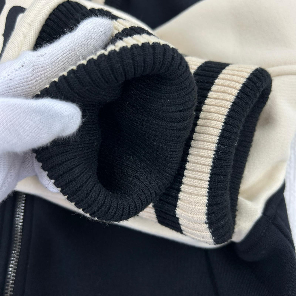 ジャケット VANSON ｲｰｸﾞﾙ刺繍 ｽﾀｼﾞｬﾝ M 黒 M ブラック