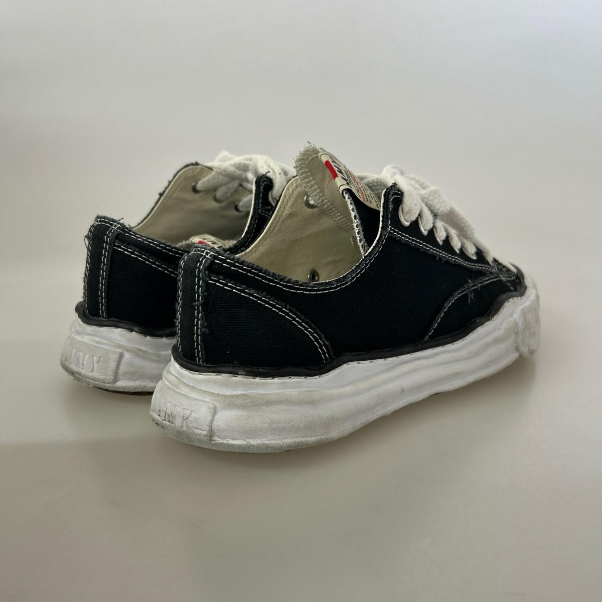 スニーカー PETERSON LOW CANVAS/43/A01FW702 43 ブラック