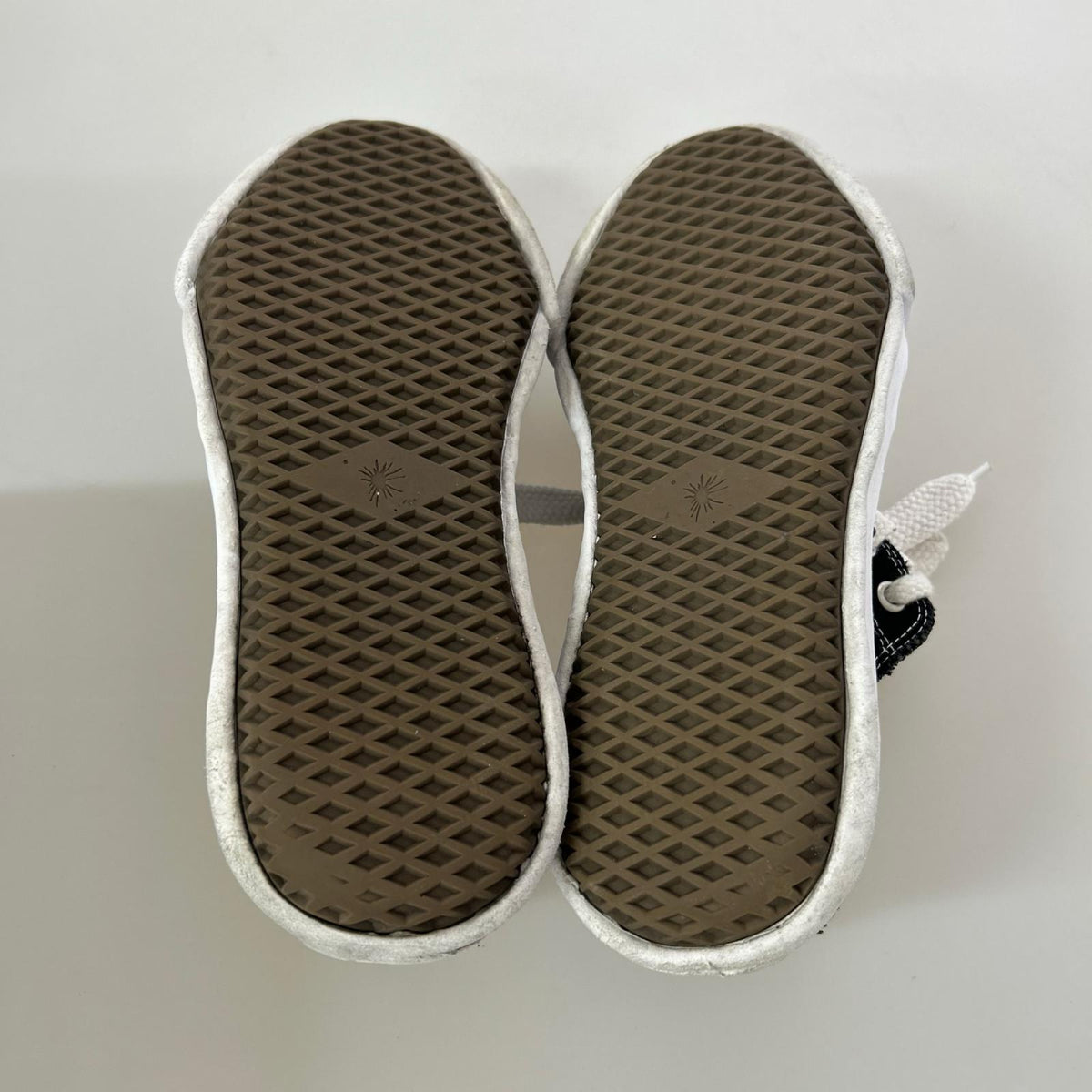 スニーカー PETERSON LOW CANVAS/43/A01FW702 43 ブラック