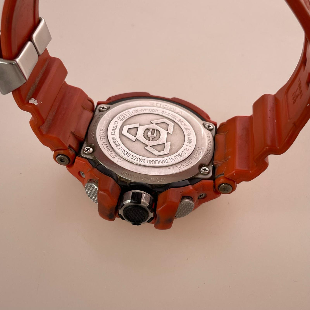 腕時計 GW-A1100R ｵﾚﾝｼﾞ ブラック