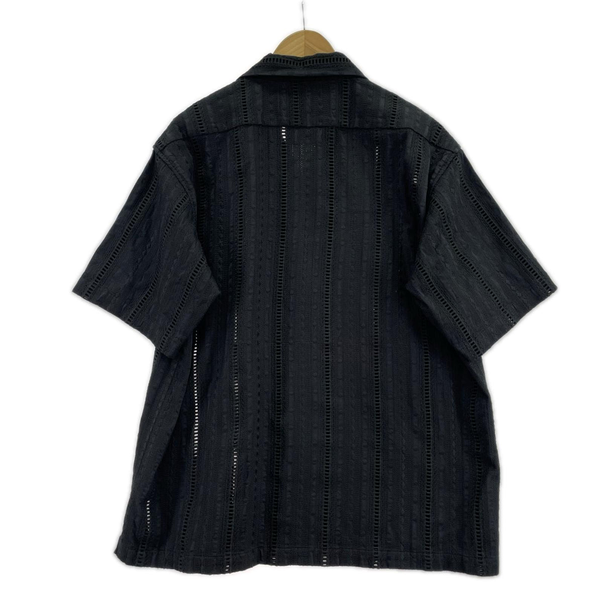 半袖シャツ ﾚｰﾖﾝ混 ﾒｯｼｭ 黒 (S) ブラック